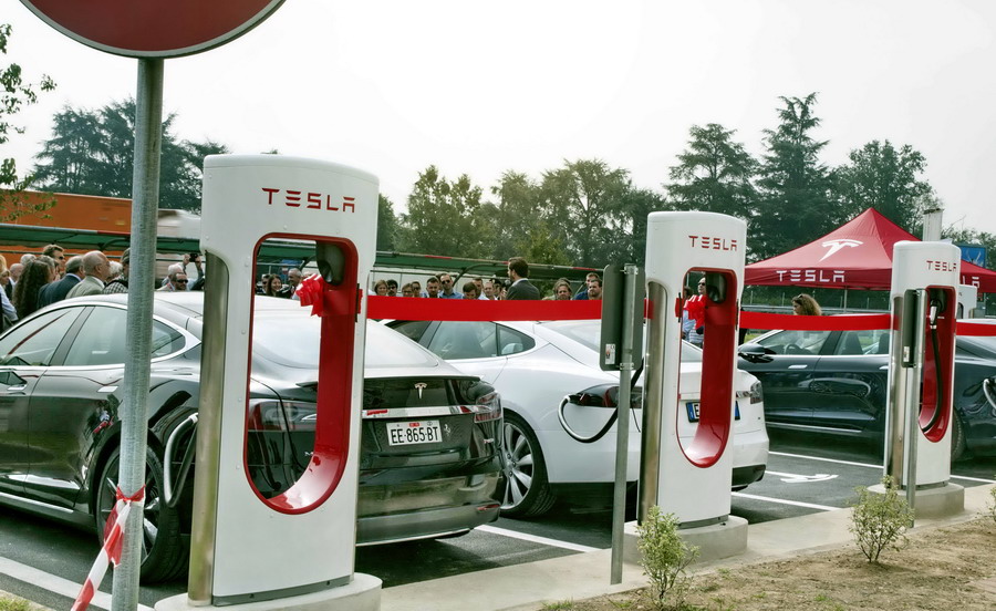 Supercharger Tesla