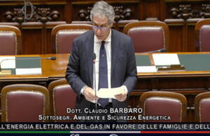 DL Bollette, il Sottosegretario Barbaro in aula: “Un segnale forte per famiglie e imprese, interventi strutturali per il futuro energetico del Paese”