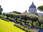 Lo Stato del Vaticano è sempre più attento all’ambiente come dimostrato anche dal recentissimo accordo con FIAT per la fornitura di una flotta di 30 microveicoli elettrici